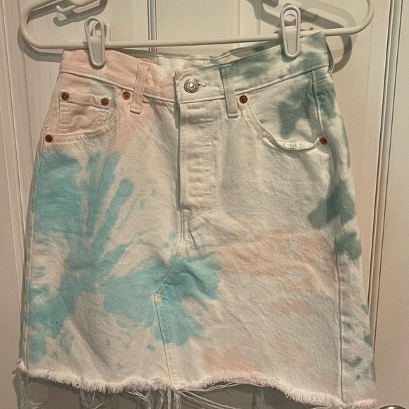 Levi’s Deconstructed Tie-Dye Denim Skirt - Blue and Pink. Size 26 - Picture 1 of 5